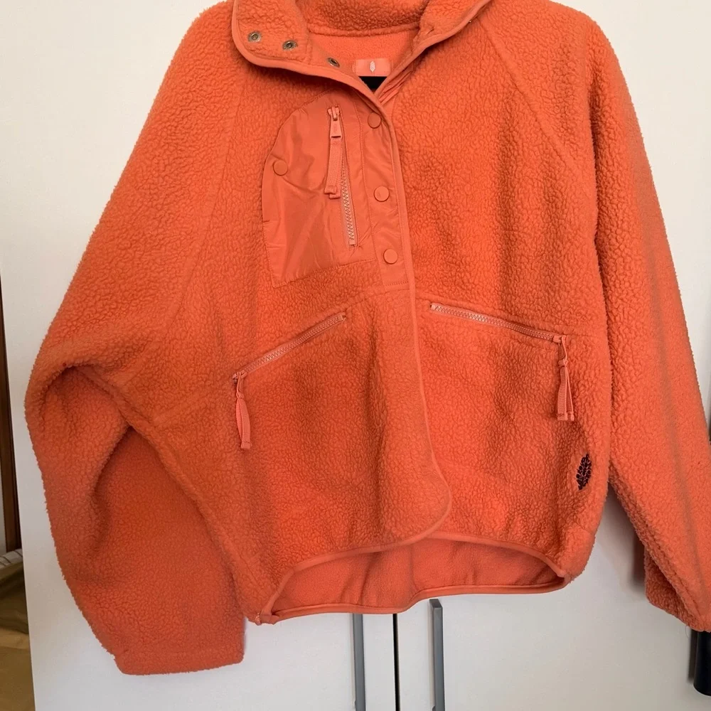 NWOT Free People Movement Hit The Slopes Jacket in Medium - Picture 5 of 6